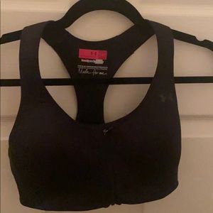 Under Armour sports bra 34C NWOT